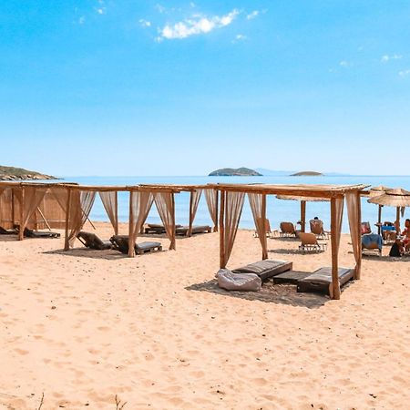 Isida Andros Hotel Áyios Pétros Exterior foto